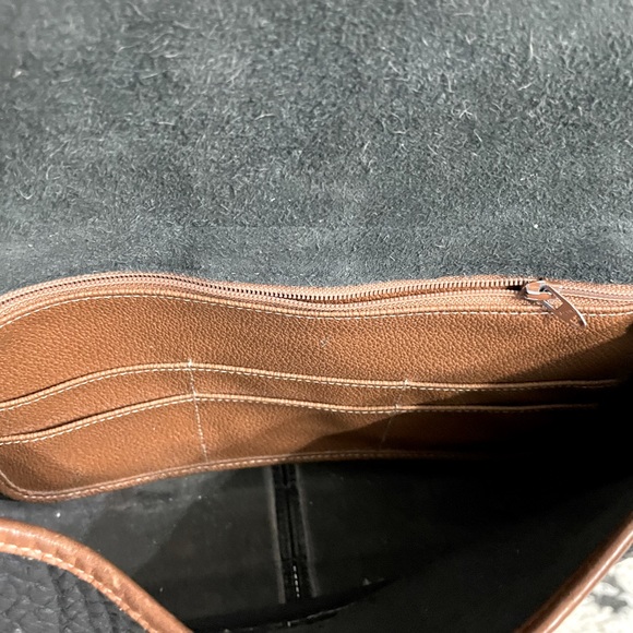 Vintage 90s Dooney & Bourke black crossbody purse - Picture 7 of 15